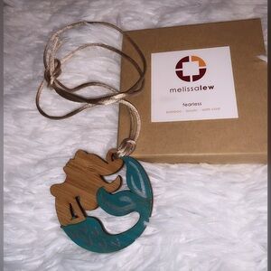 Beautiful Mermaid 🧜‍♀️ Necklace Bamboo